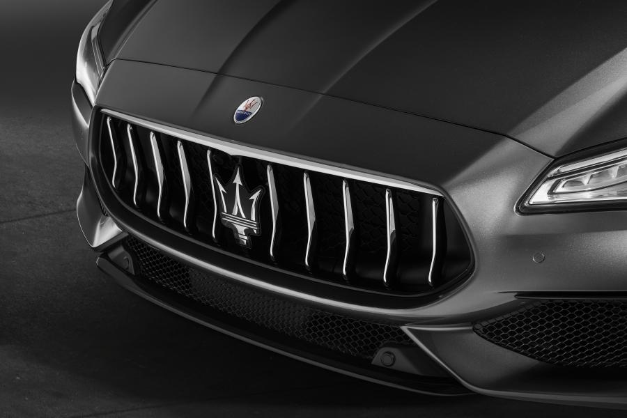 Детали экстерьера Maserati Quattroporte S Q4 GranSport (M156) 2017 года  (фото 26 из 41)